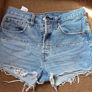 Levi's jEAN sHORTS